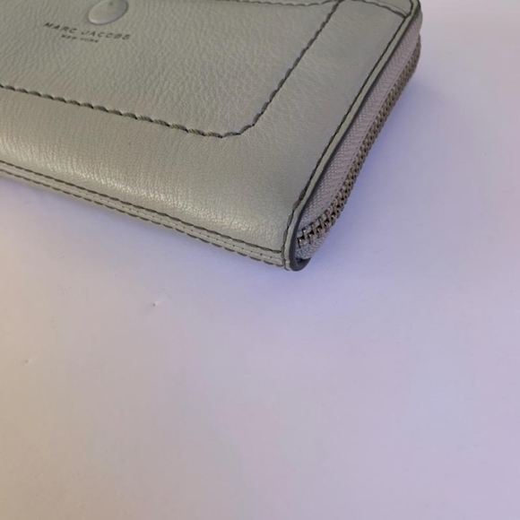 Marc Jacobs Empire City Leather Continental Wallet - Picture 8 of 10